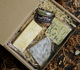 Coffret essentiel, charcuterie & fromages d’Auvergne