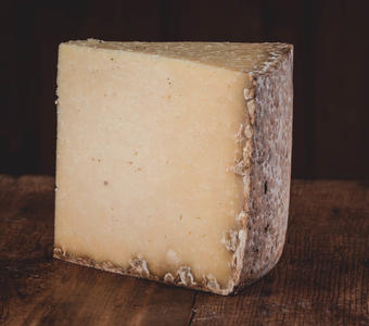 Cantal entre deux AOP