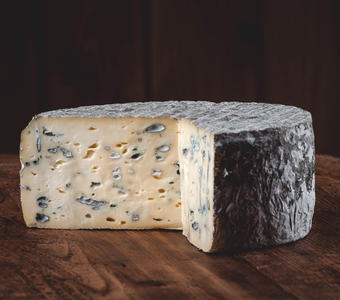 Tome de Laqueuille au bleu